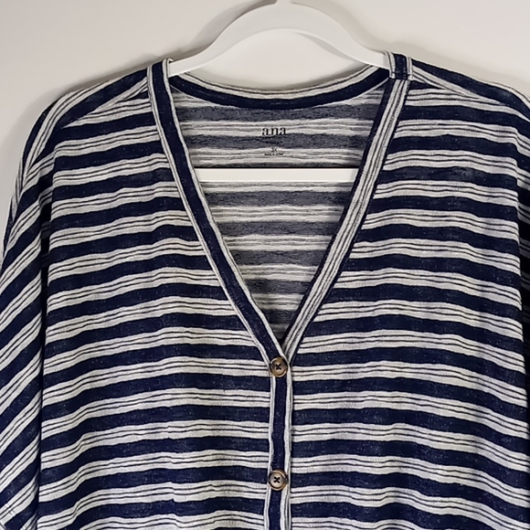 ana A New Approach Short Sleeve Lightweight V-Neck Sweater Size 3X - Picture 3 of 11